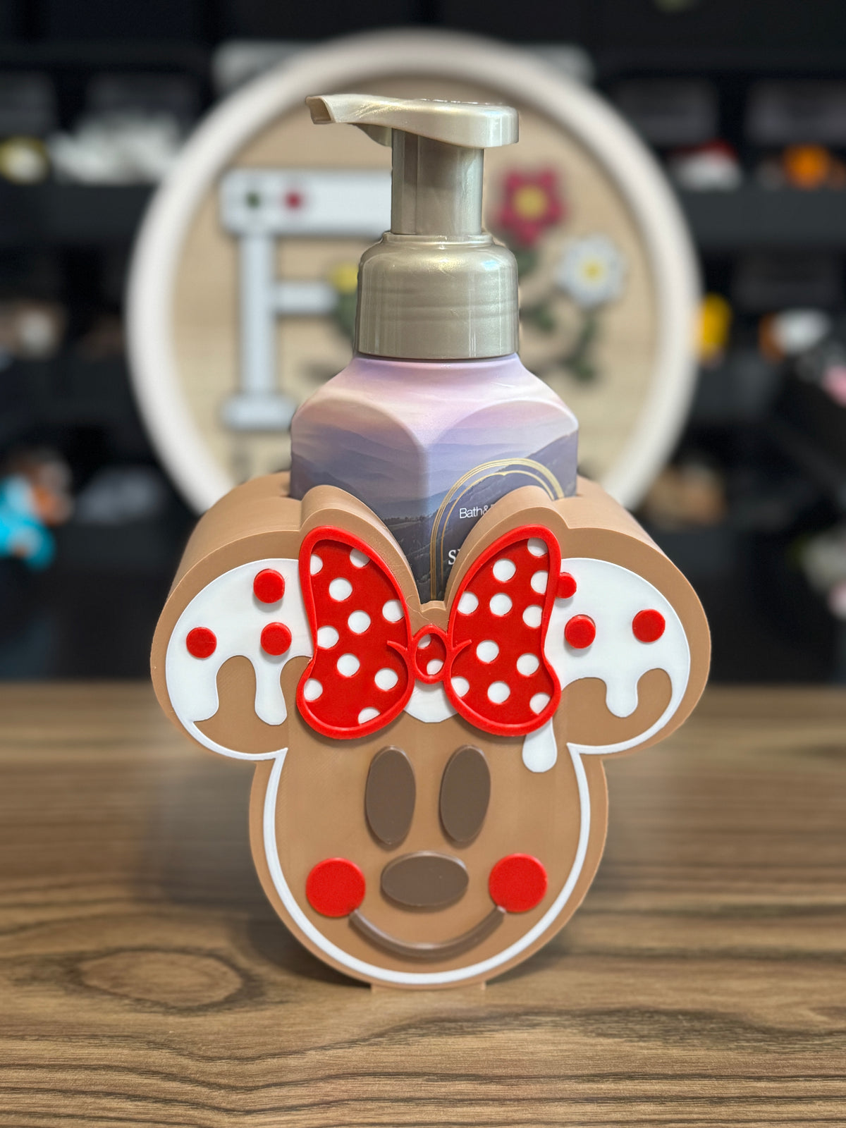 Minnie Mouse Gingerbread Soap Holder