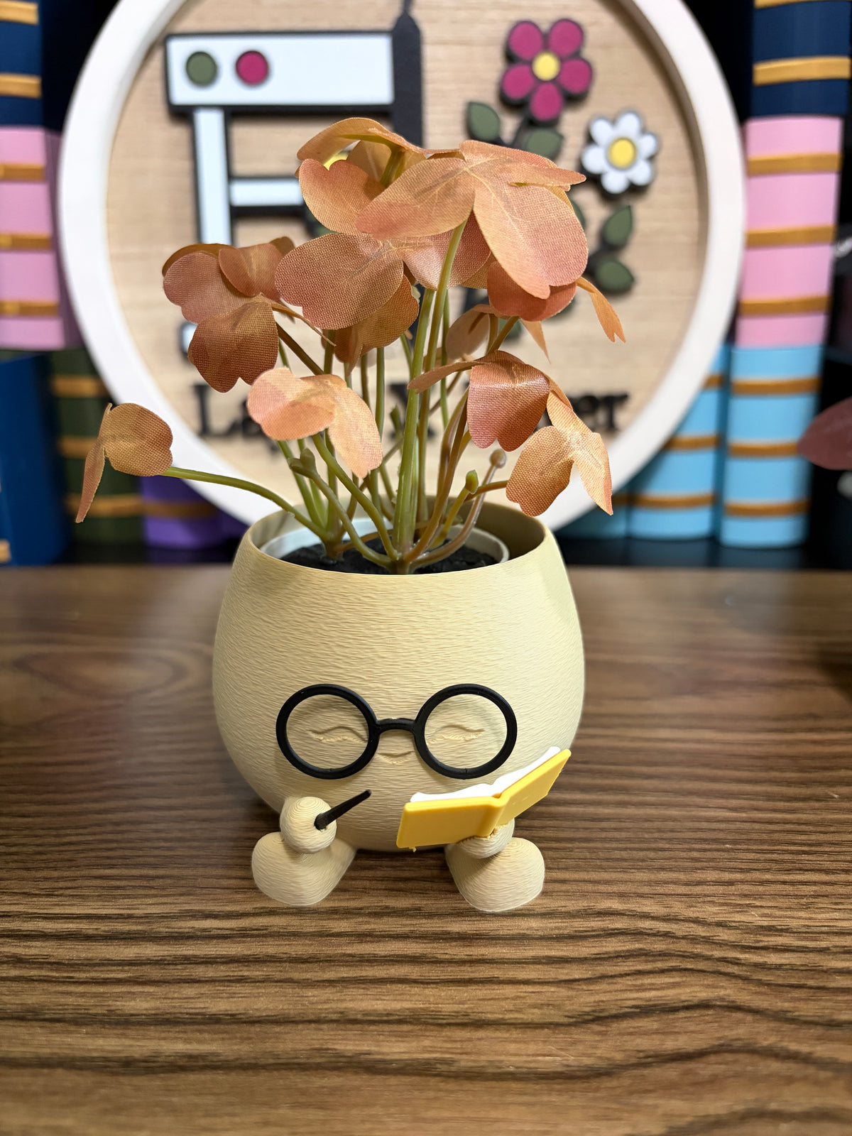 Mini Reading Wizard Planter