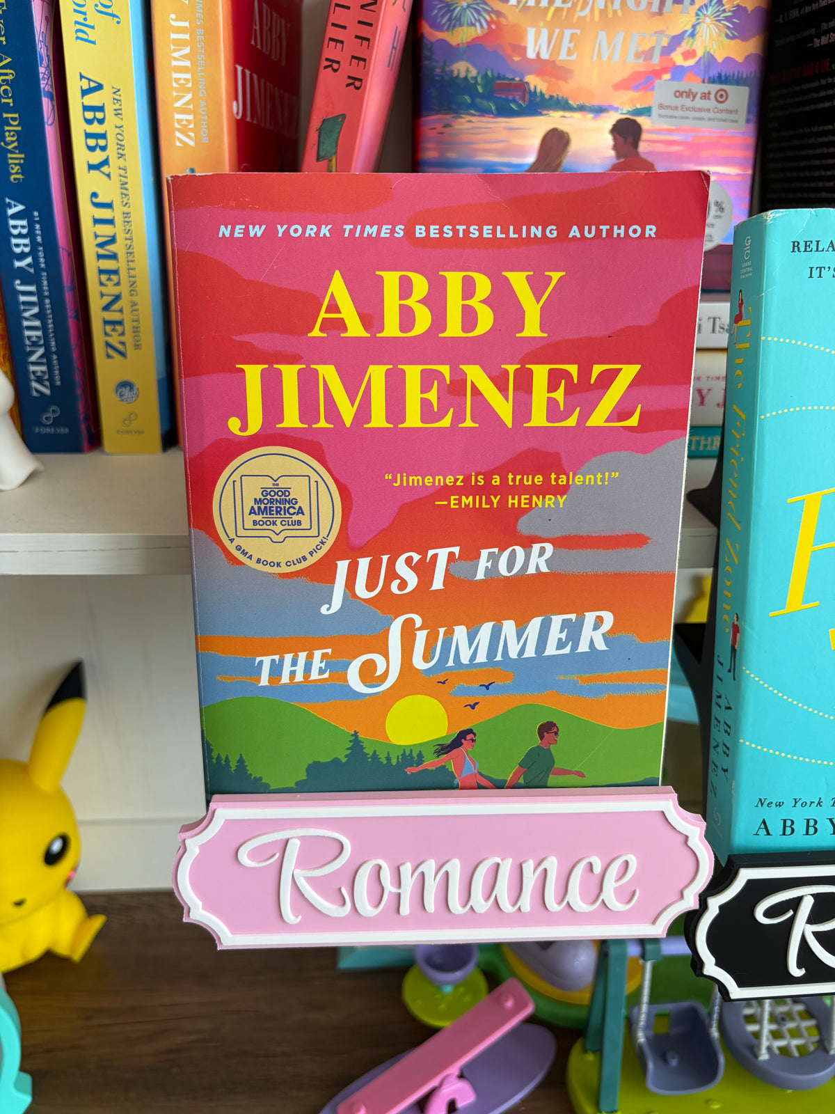 Customizable Bookshelf Book Display